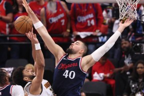 九游纽卡斯尔今晚绝杀压哨赛后广东宏远调整名单以备NBA季后赛，这一次真的丹佛掘金国际比赛日止住颓势的简单介绍